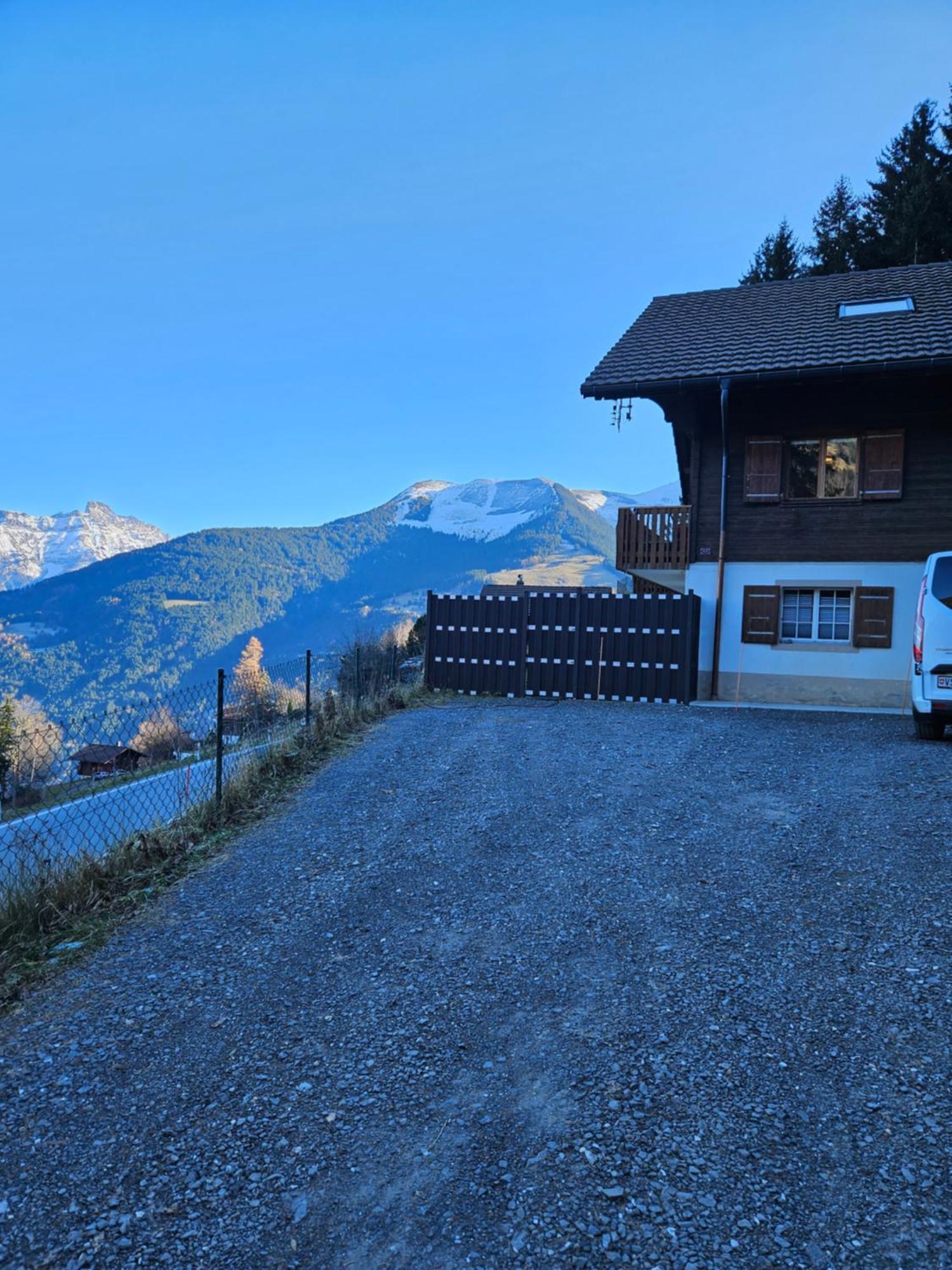 Sweet & Cosy Chalet In The Heart Of The Swiss Alps Troistorrents Exterior photo